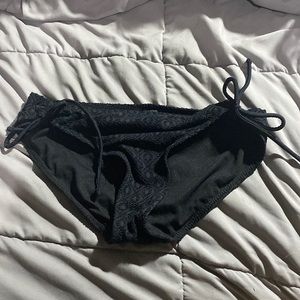 No boundaries Bikini bottom size M brand new